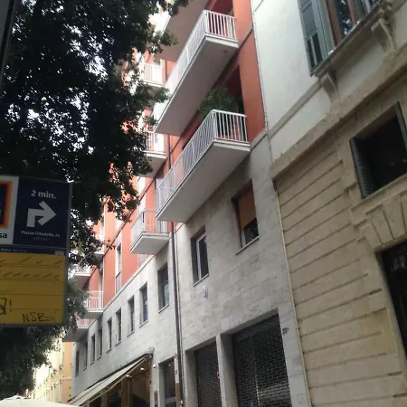 City Home Apartment